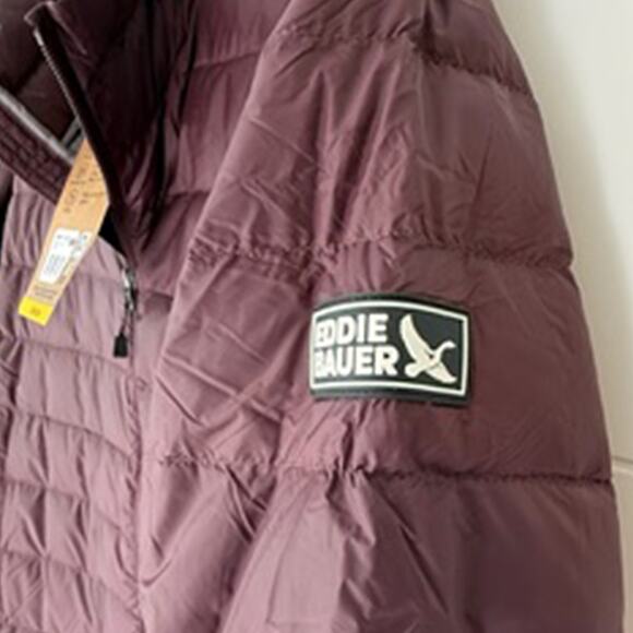 New Eddie Bauer Down Packable Full-Zip Jacket Brown/Fudge Men's Medium NWT - Picture 3 of 7